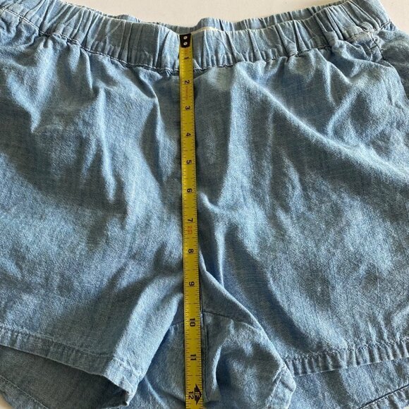 Madewell Women's Chambray Pull-On Shorts. Style L0048. Blue. Size Small - Picture 10 of 12